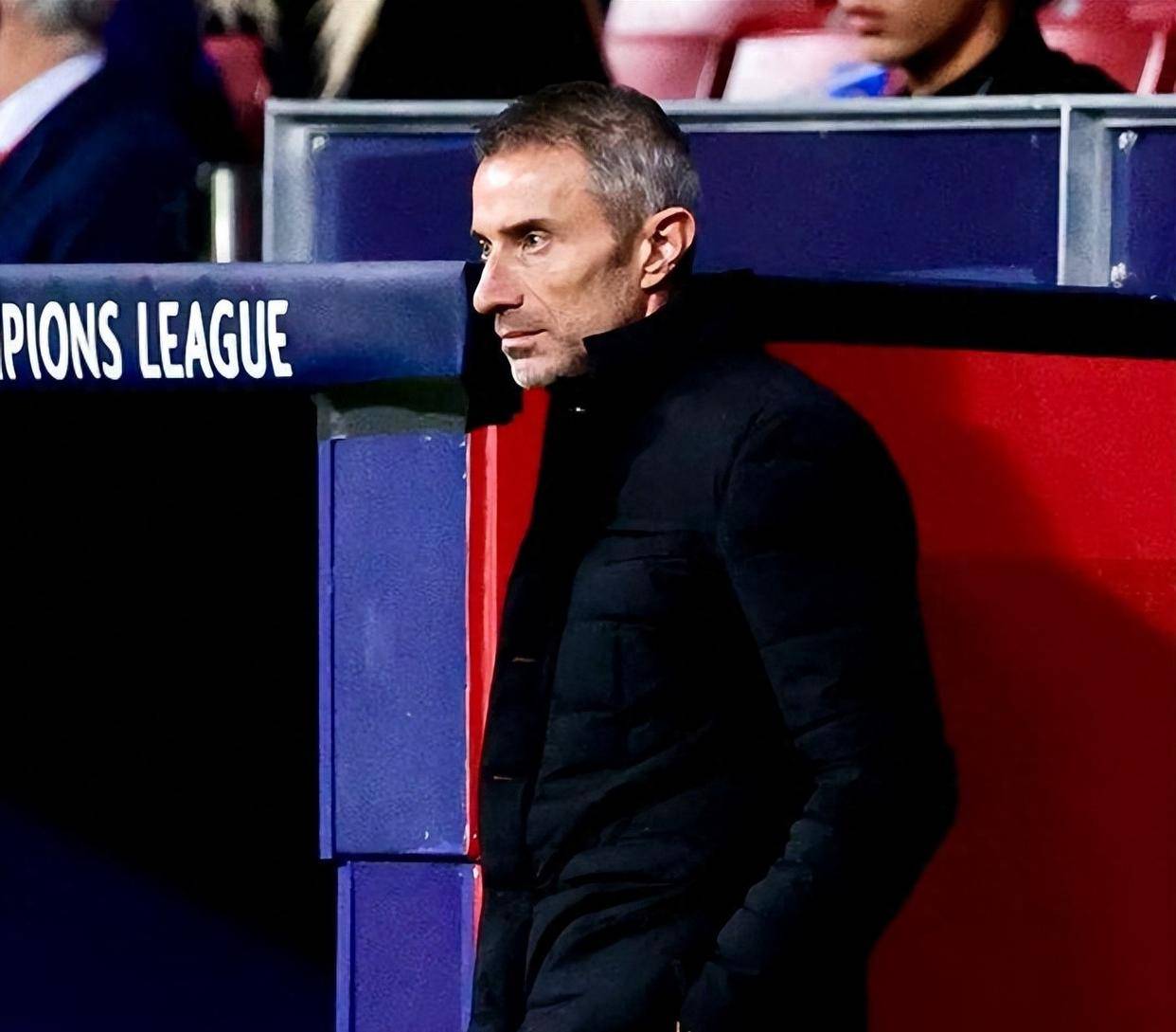 阿森纳主帅宣布离职，球队前景堪忧的简单介绍