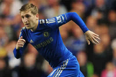 阿赫利推动球队反弹，获得关键胜利