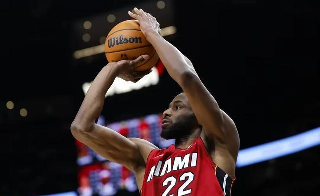 热火主力球员状态低迷，球队需改进