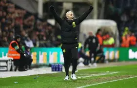 吉洛拿现代主教练卡布拉尔接受采访 吉洛拿现代主教练卡布拉尔接受采访