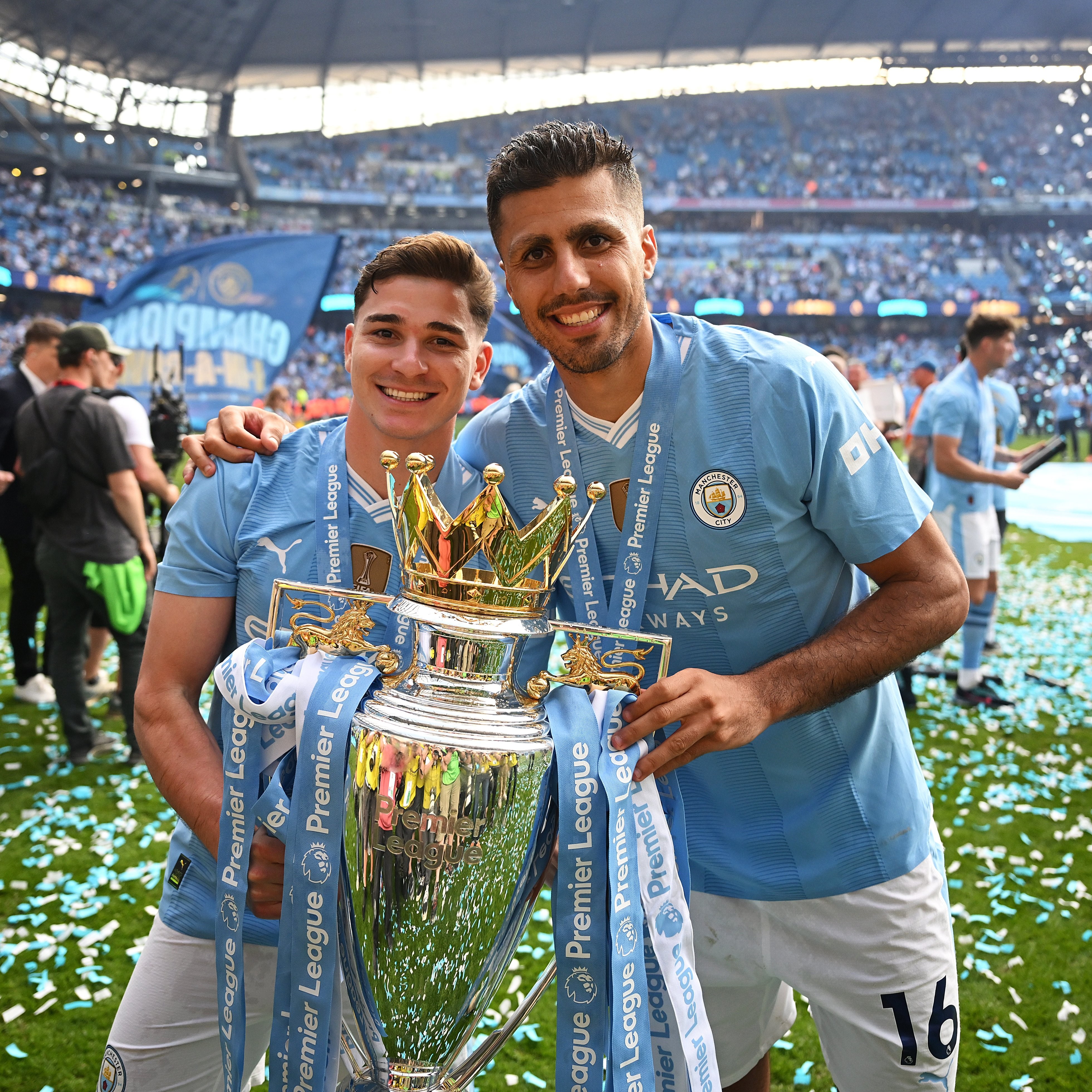 曼联重回巅峰,梦幻欧冠之旅 曼联重回巅峰,梦幻欧冠之旅