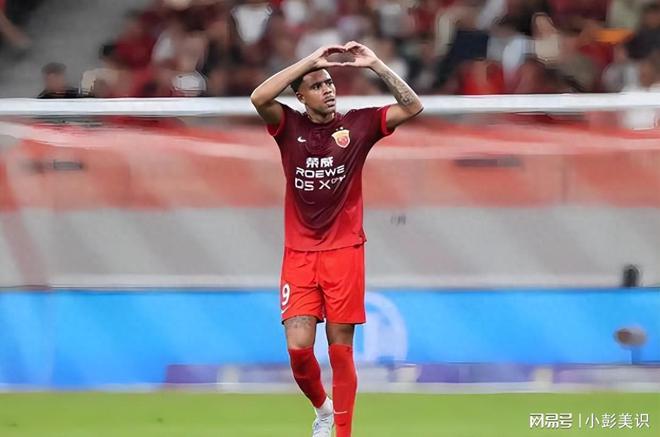 包含上海上港队球员面临伤病困扰的词条 包含上海上港队球员面临伤病困扰的词条