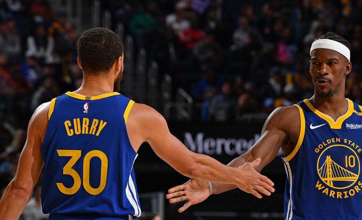 勇士迎战太阳，西部强队鏖战不止耐人寻味