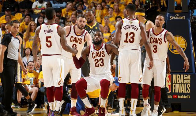 詹姆斯季后赛极致表现，骑士队逆袭势不可挡