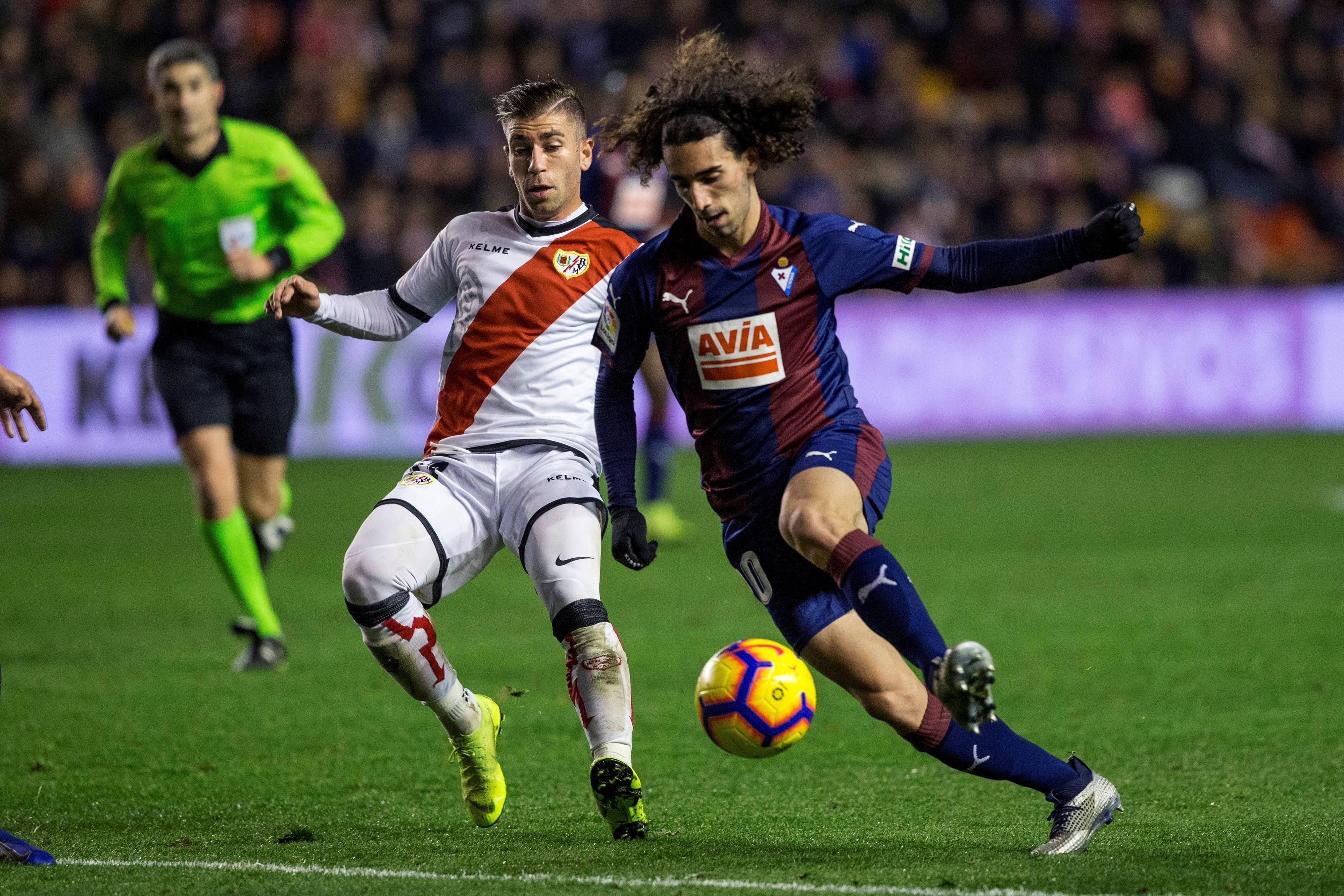 阿贾克斯攻守兼备,客场大胜重要意义重大的简单介绍 阿贾克斯攻守兼备,客场大胜重要意义重大的简单介绍