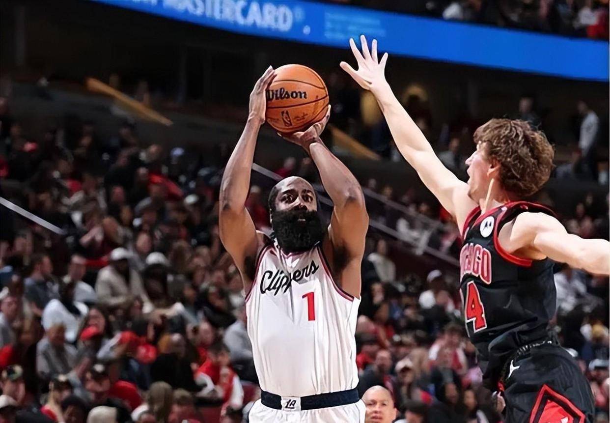 猛龙大胜公牛,伦纳德连续得分的简单介绍 猛龙大胜公牛,伦纳德连续得分的简单介绍