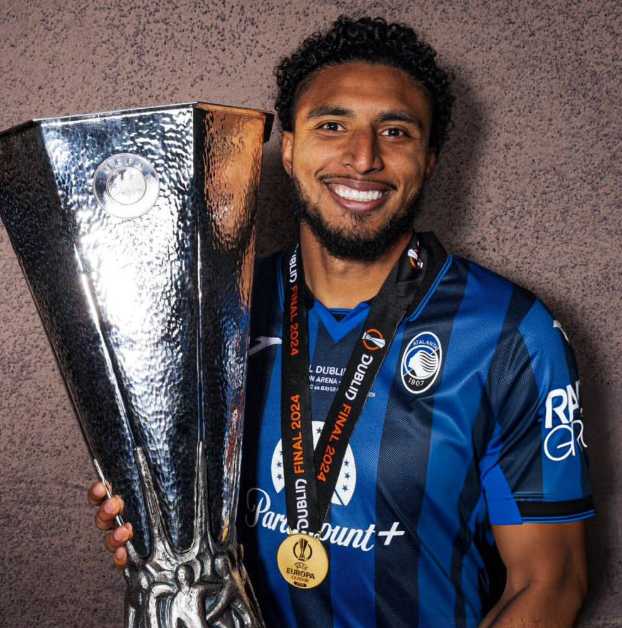 埃瓦尔队员发挥出色赢得比赛 埃瓦尔队员发挥出色赢得比赛