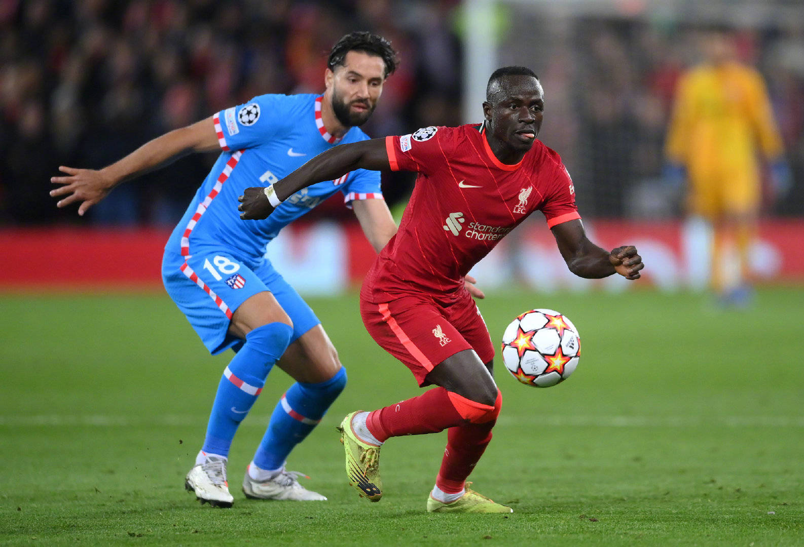 广州恒大胜负难料，提前一步领跑积分榜