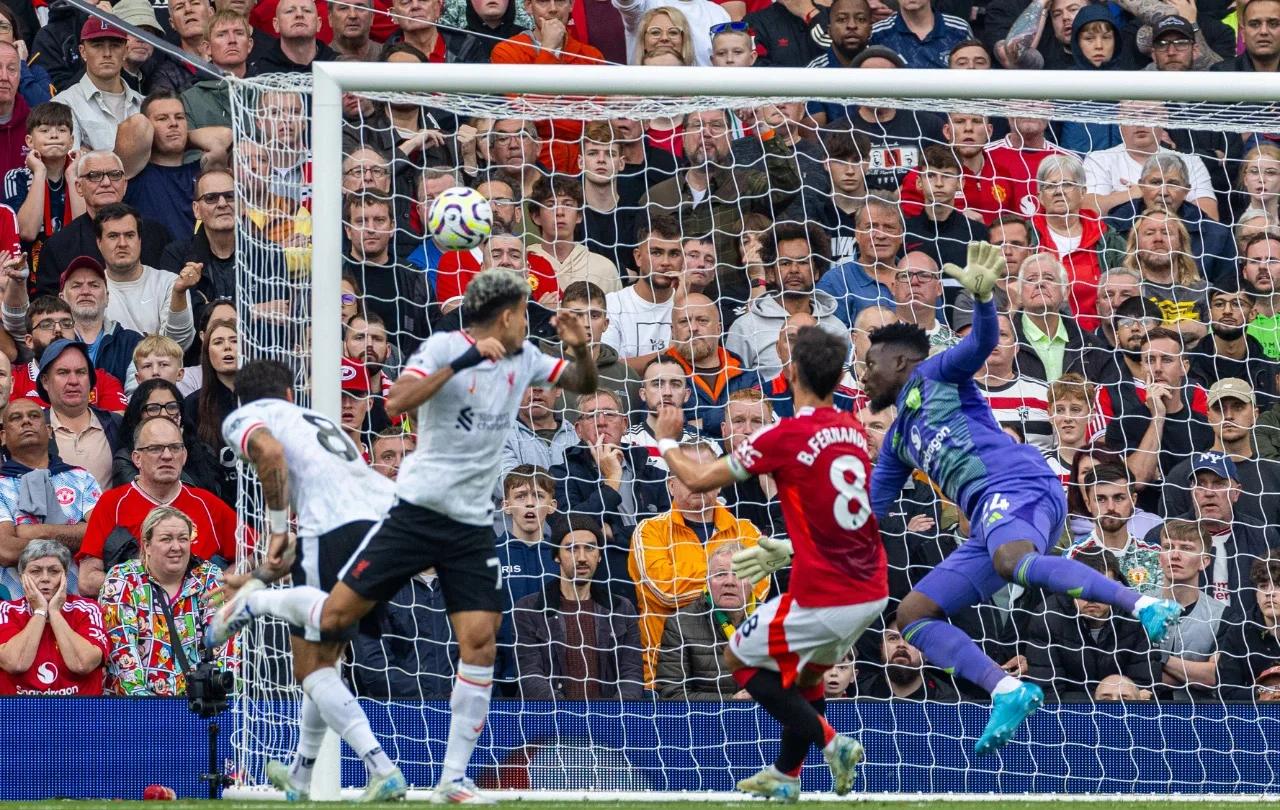 斯洛伐克球员连续进球，助队取得胜利的简单介绍