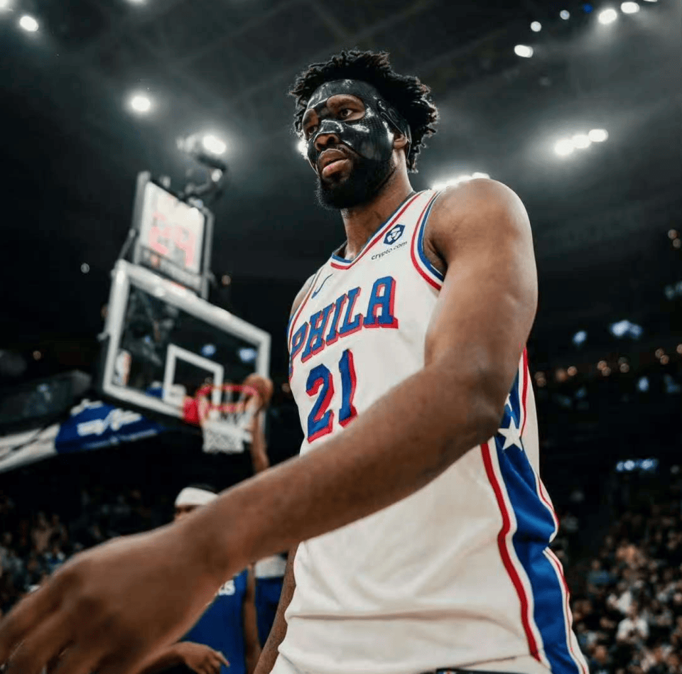 76人胜骑士止连败,恩比德32分 76人胜骑士止连败,恩比德32分