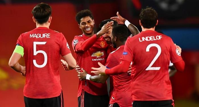 雄心勇士主场告捷,高开低走 雄心勇士主场告捷,高开低走