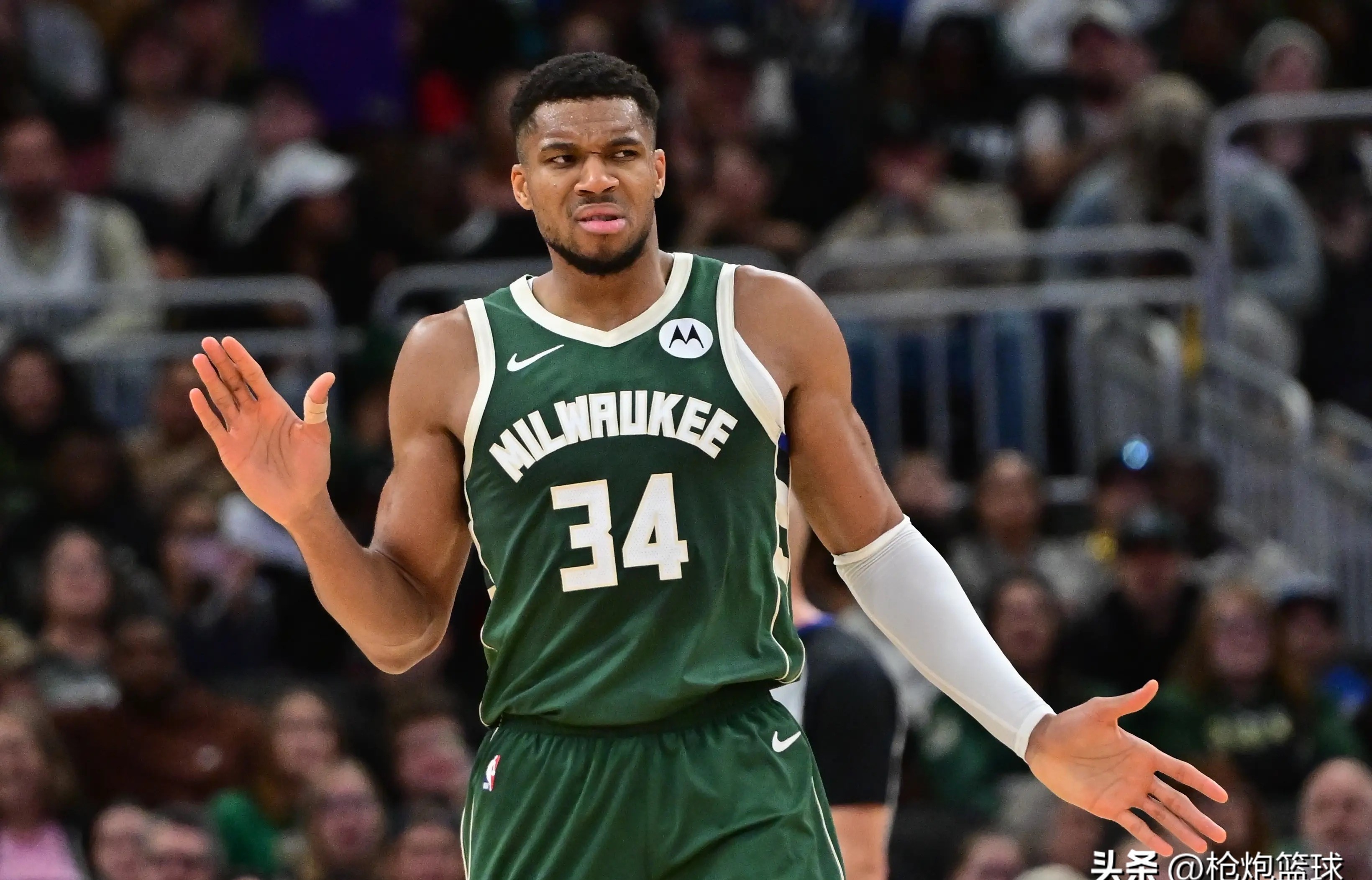 包含雄鹿击败篮网,字母哥砍下30+10的词条 包含雄鹿击败篮网,字母哥砍下30+10的词条